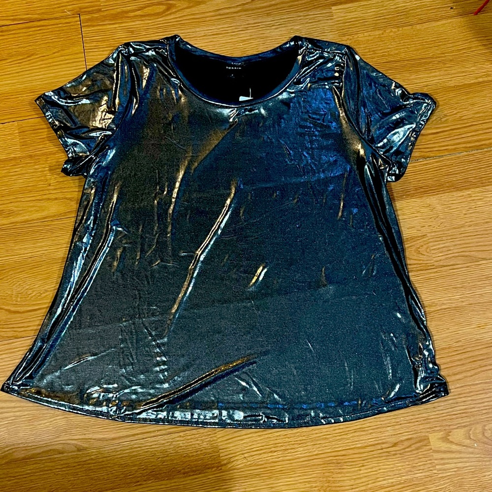 Torrid Women’s Metallic Silver Women’s Top 2X 18/20
